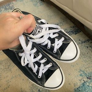 Converse size 2